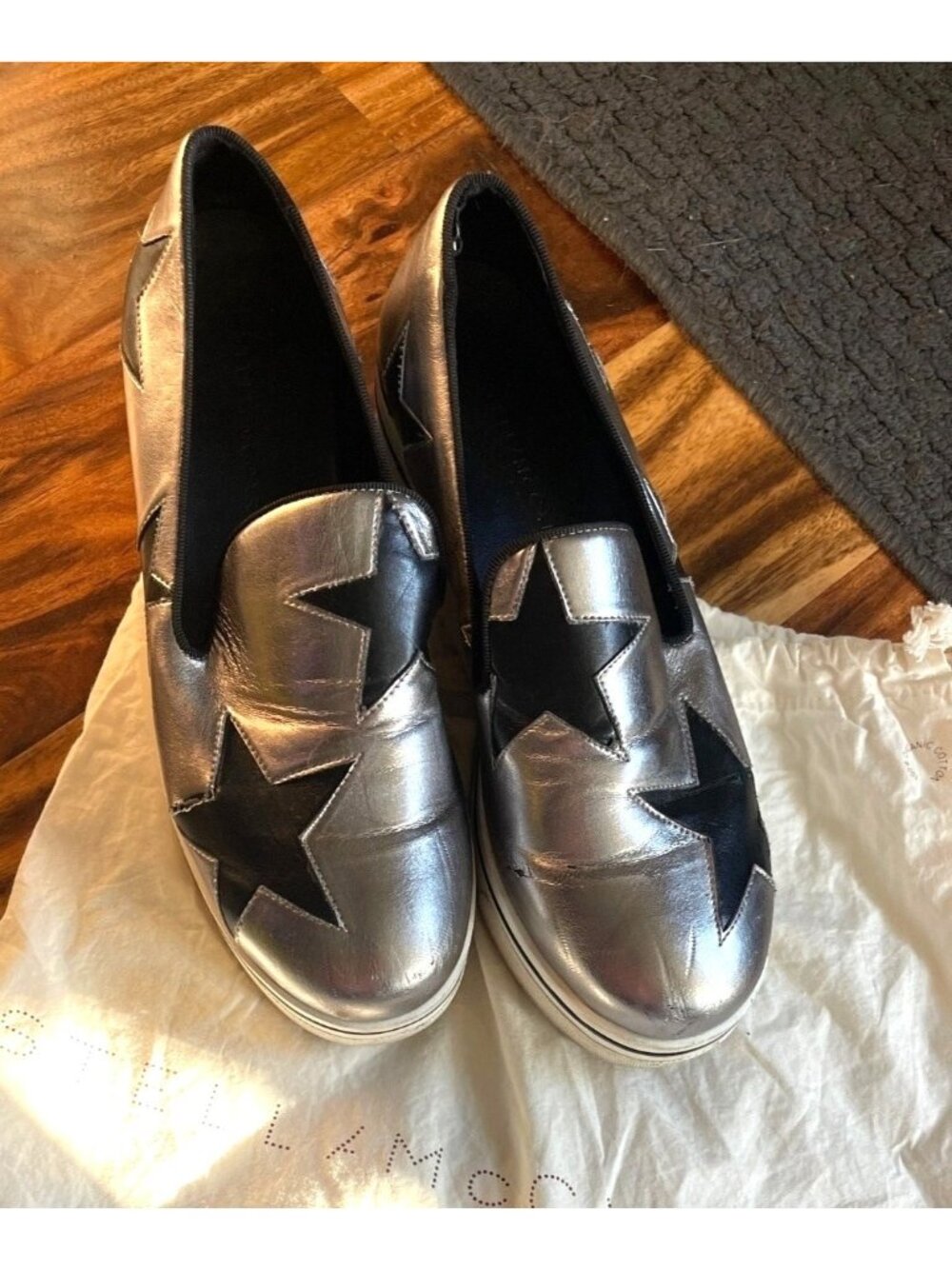 Stella McCartney Silver/Black Faux Leather Binx Star Slip On Sneakers Size 39 - Picture 3 of 13
